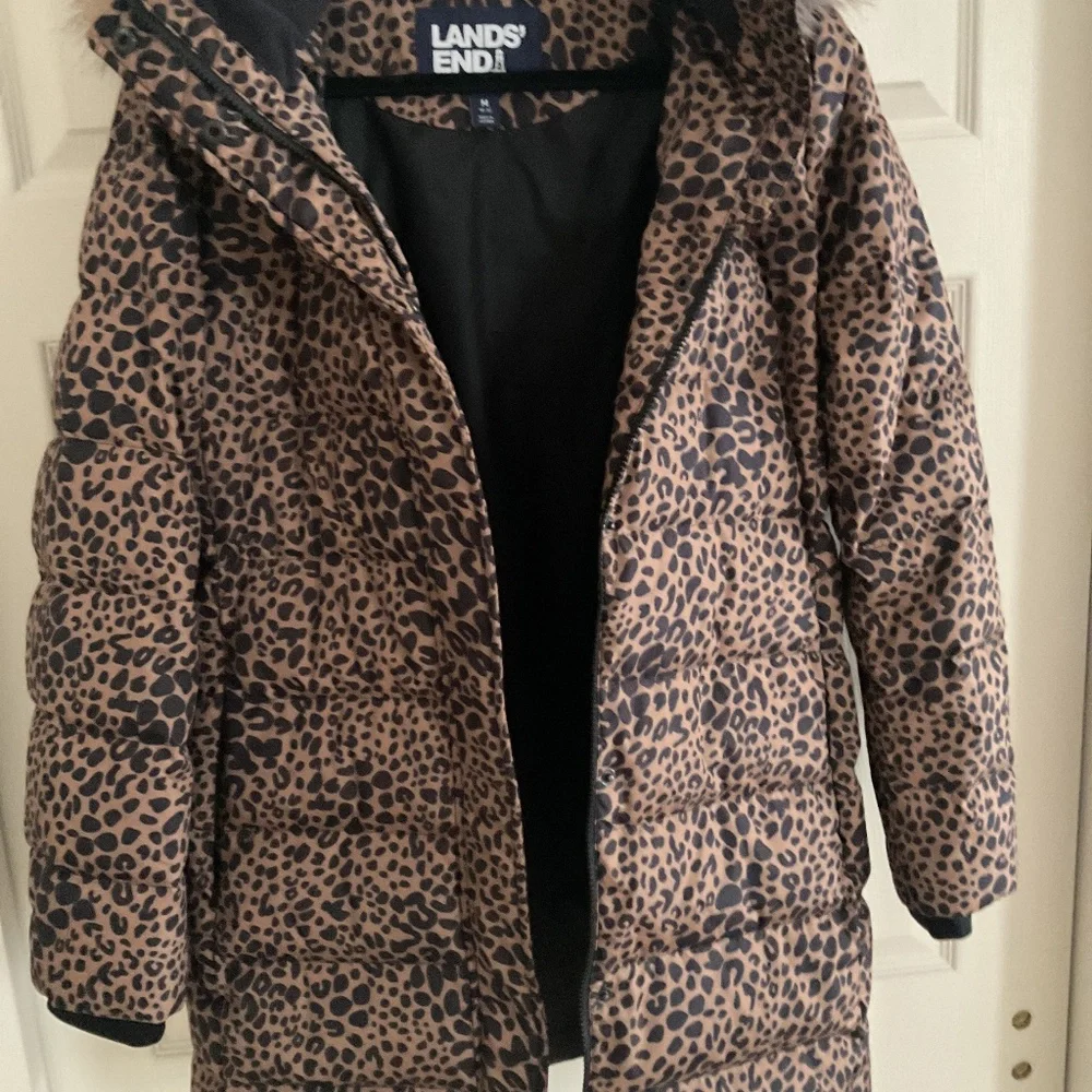 Land‘s End Leopard Down Puffer Coat - Picture 4 of 8